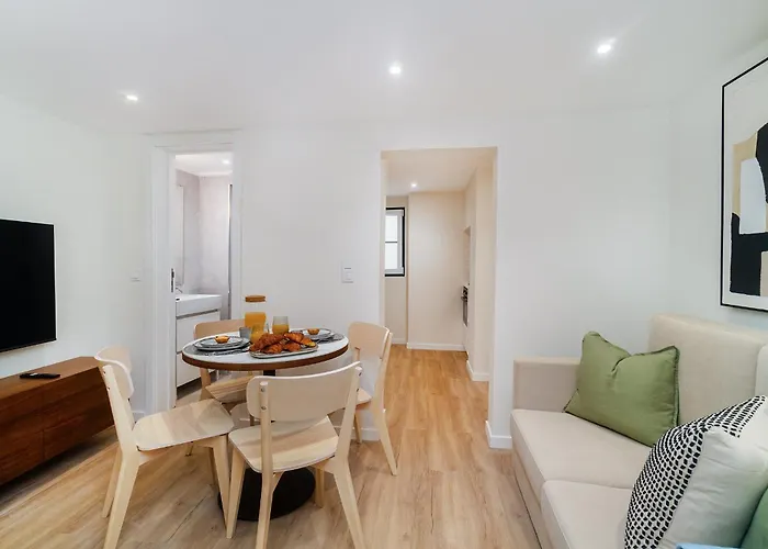 شقة Whome Old Town Flat With A Modern Touch