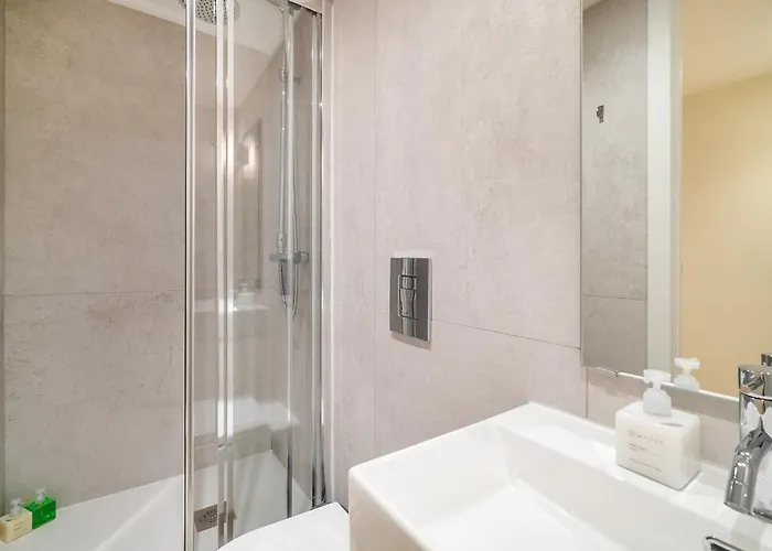 Whome Old Town Flat With A Modern Touch * Lisboa