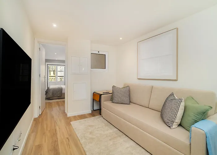 Whome Old Town Flat With A Modern Touch شقة Lisboa