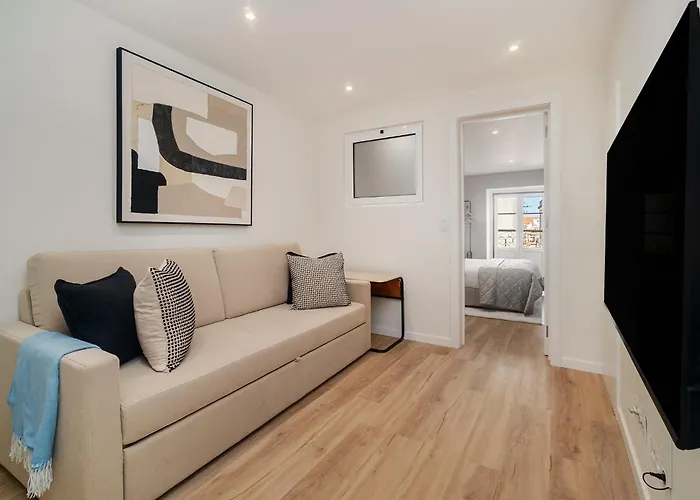 Whome Old Town Flat With A Modern Touch