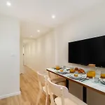 Whome Old Town Flat With A Modern Touch Lägenhet