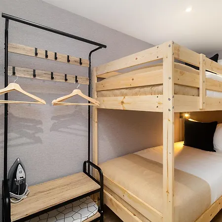 Whome Old Town Flat With A Modern Touch Lägenhet