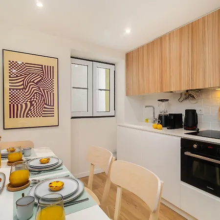 Whome Old Town Flat With A Modern Touch * 리스본