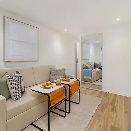 아파트 Whome Old Town Flat With A Modern Touch 리스본