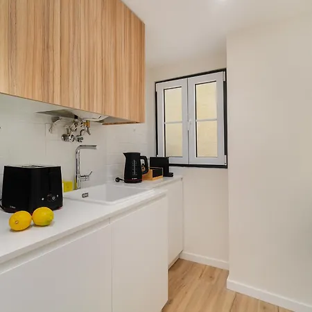 Appartement Whome Old Town Flat With A Modern Touch Lissabon